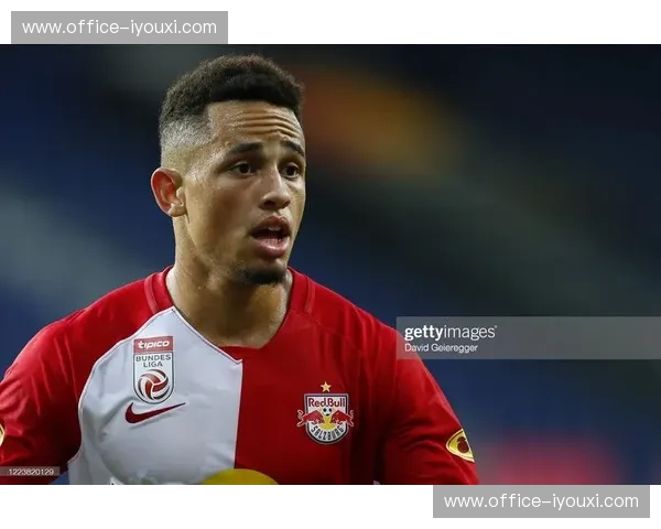 灰熊亨德里克斯19分威尔斯18分 年轻锋线组合展现进攻潜力 灰熊亨德里克斯19分威尔斯18分 年轻锋线组合展现进攻潜力